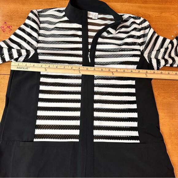 Weekends by Chico’s Women's Sz 1 US 8 M Striped Mesh Jacket Black White Academia - Picture 12 of 15